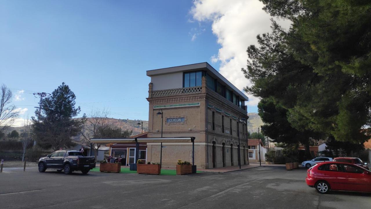 Albergue La Estacion Сеэхин Экстерьер фото